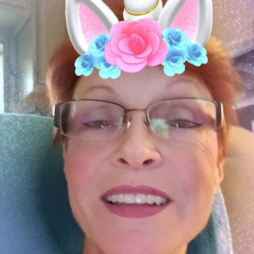 Meet your Posher, Tina